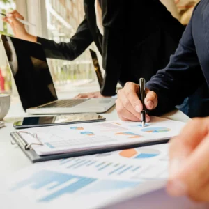 Laurențiu Cazan consultant management afaceri Capital Core Consulting