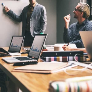 Laurențiu Cazan consultant management afaceri Capital Core Consulting